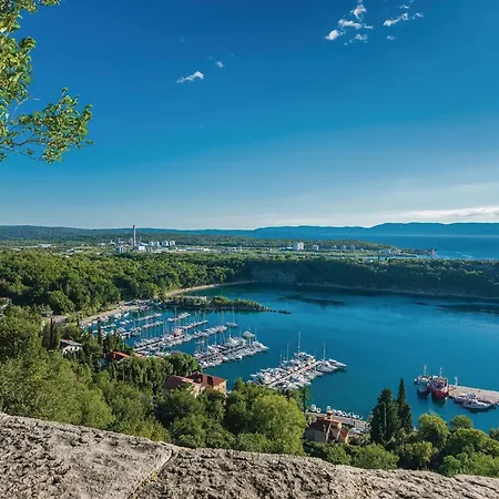 Appartement 1 Bedroom Gorgeous In *