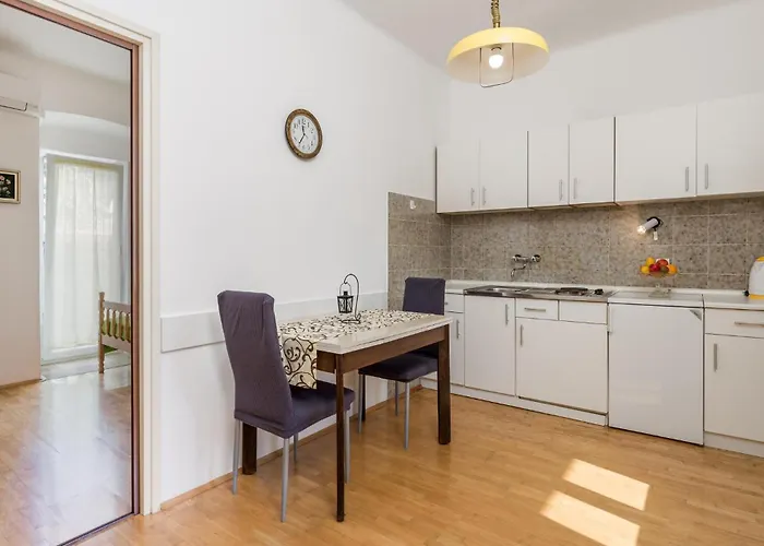 Apartman 1 Bedroom Gorgeous In *
